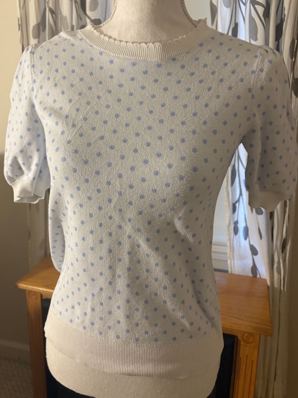 LOFT White Knit Short Sleeve Sweater with Light Blue Polka Dots